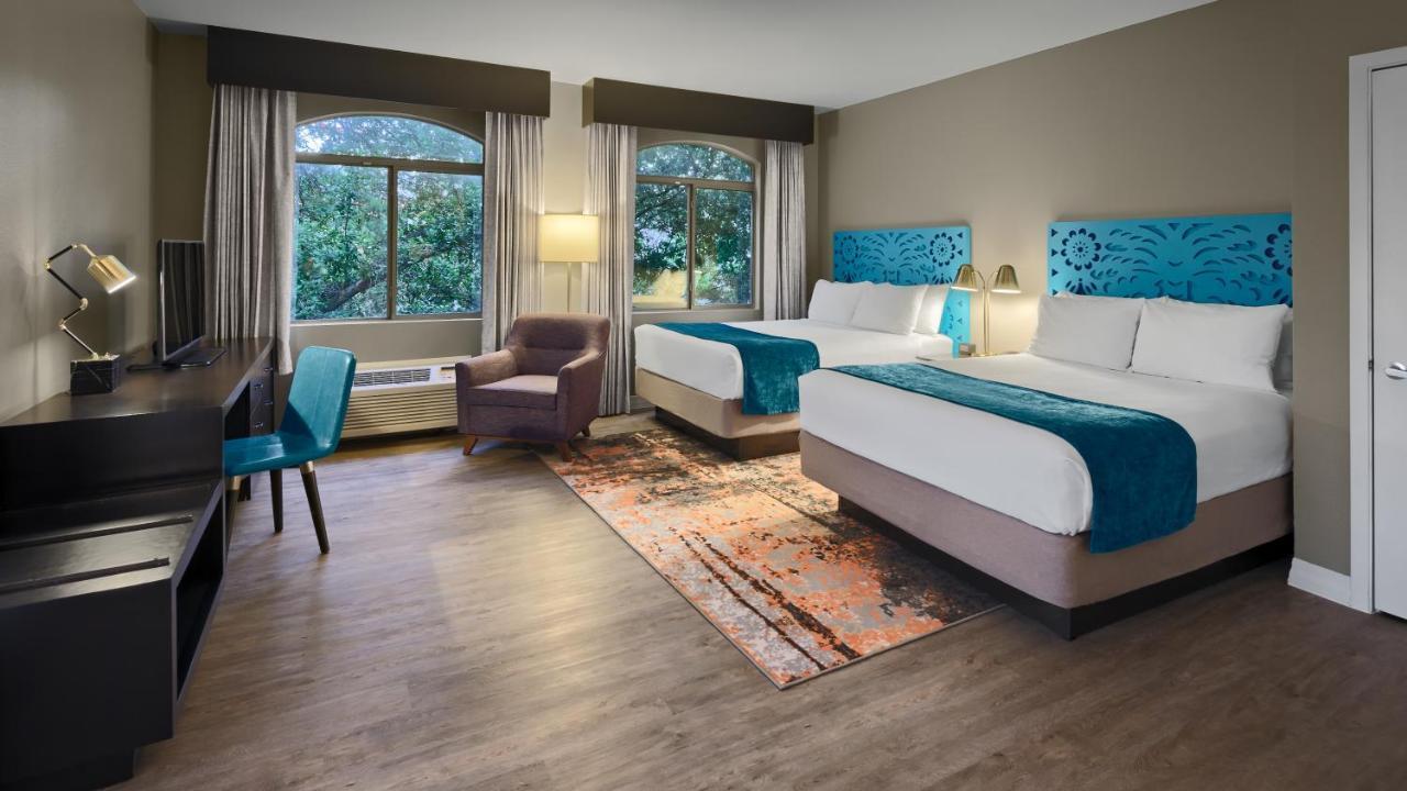 Hotel Indigo San Antonio Riverwalk By Ihg Exteriör bild